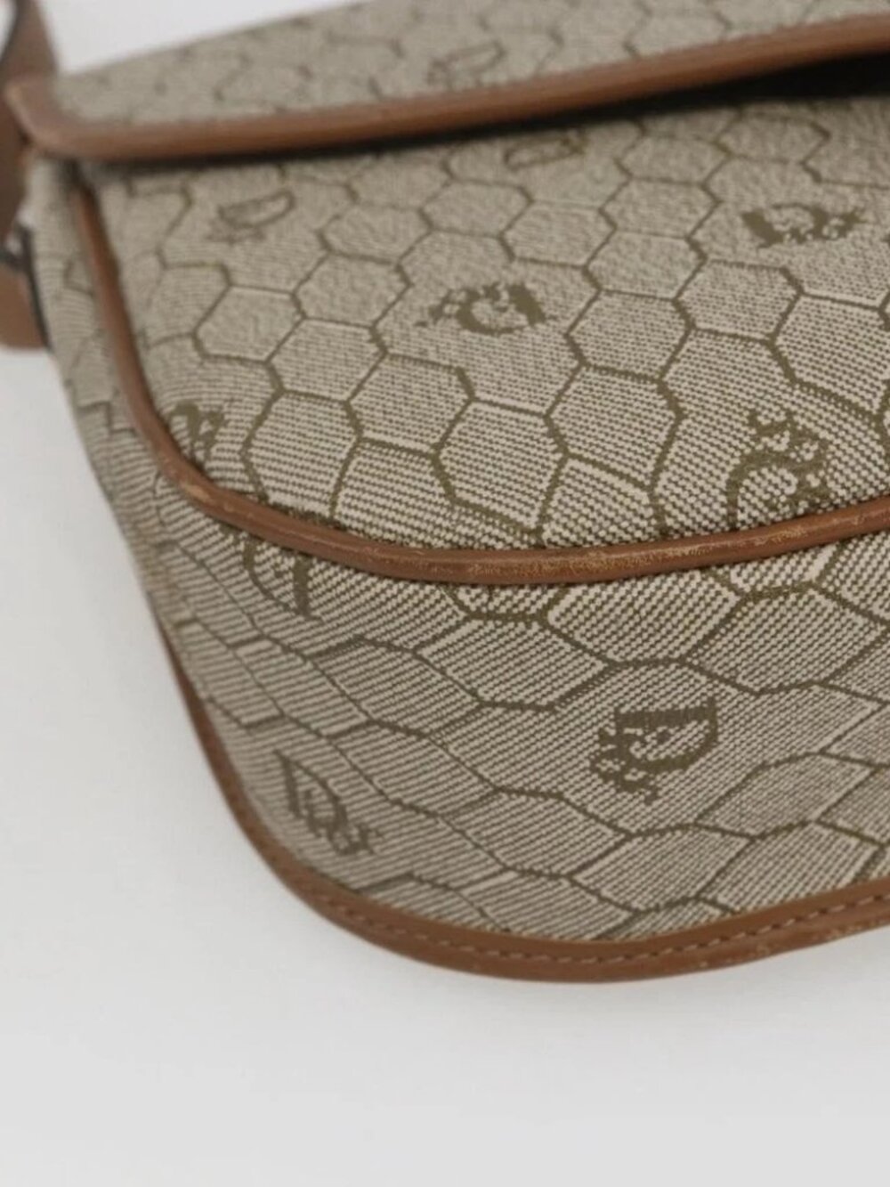 Christian Dior Honeycomb Canvas Shoulder Bag Beige Gold - Picture 11 of 14